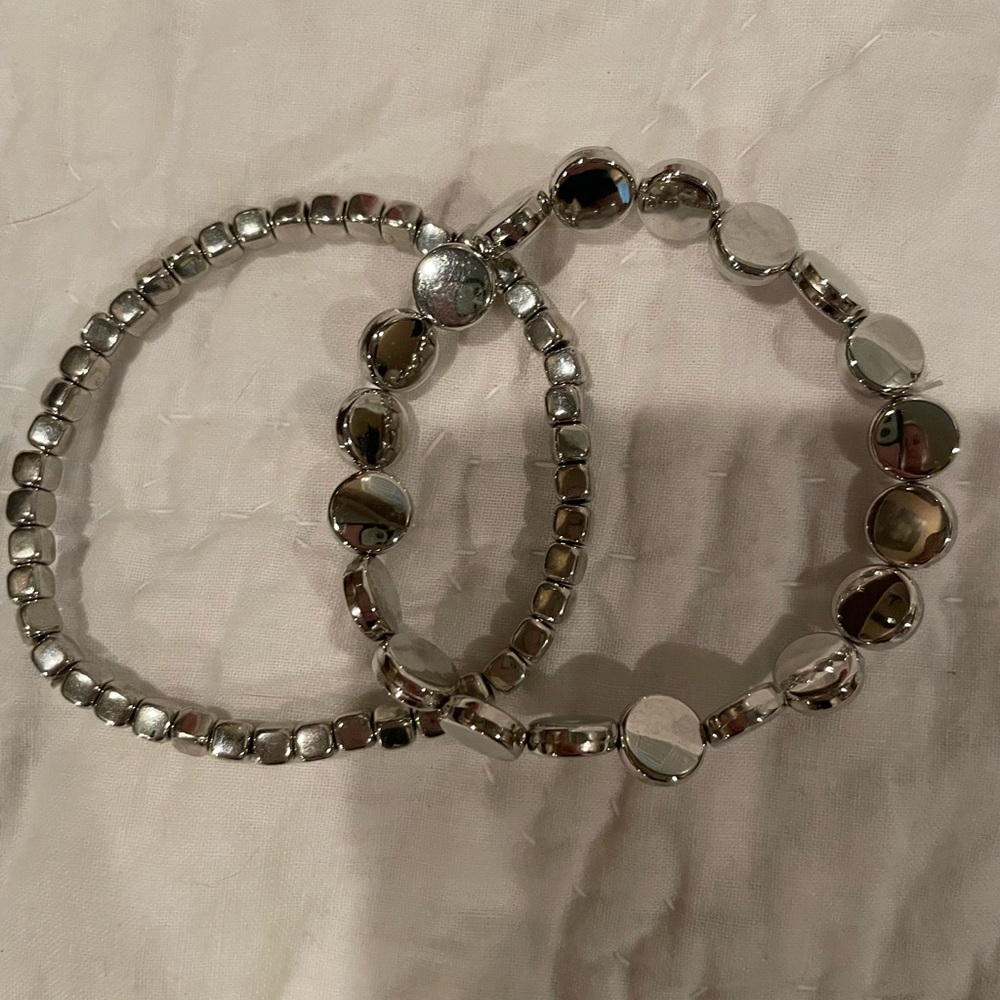 Multiple Chic Beaded Bracelet Sets (all included for same price!) - Picture 5 of 8